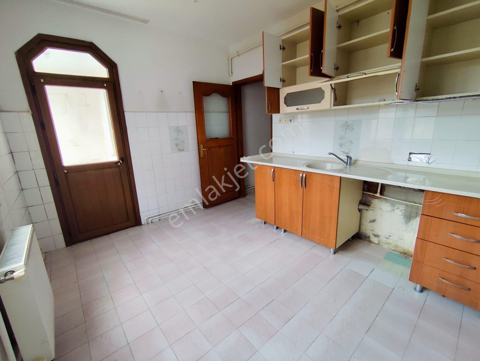 Mertcan Dan Adnan Kahveci Metroya Yürüme Arakat 2+1 Balkonlu Kiralık - Görsel 10