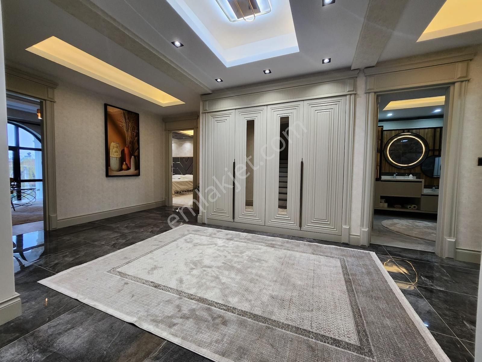 Eras Gayrimenkul'den Silvan Yolunda Satılık 6+1 Tripleks Villa - Görsel 19