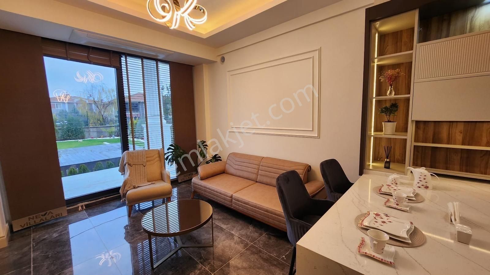 Eras Gayrimenkul'den Silvan Yolunda Satılık 6+1 Tripleks Villa - Görsel 22