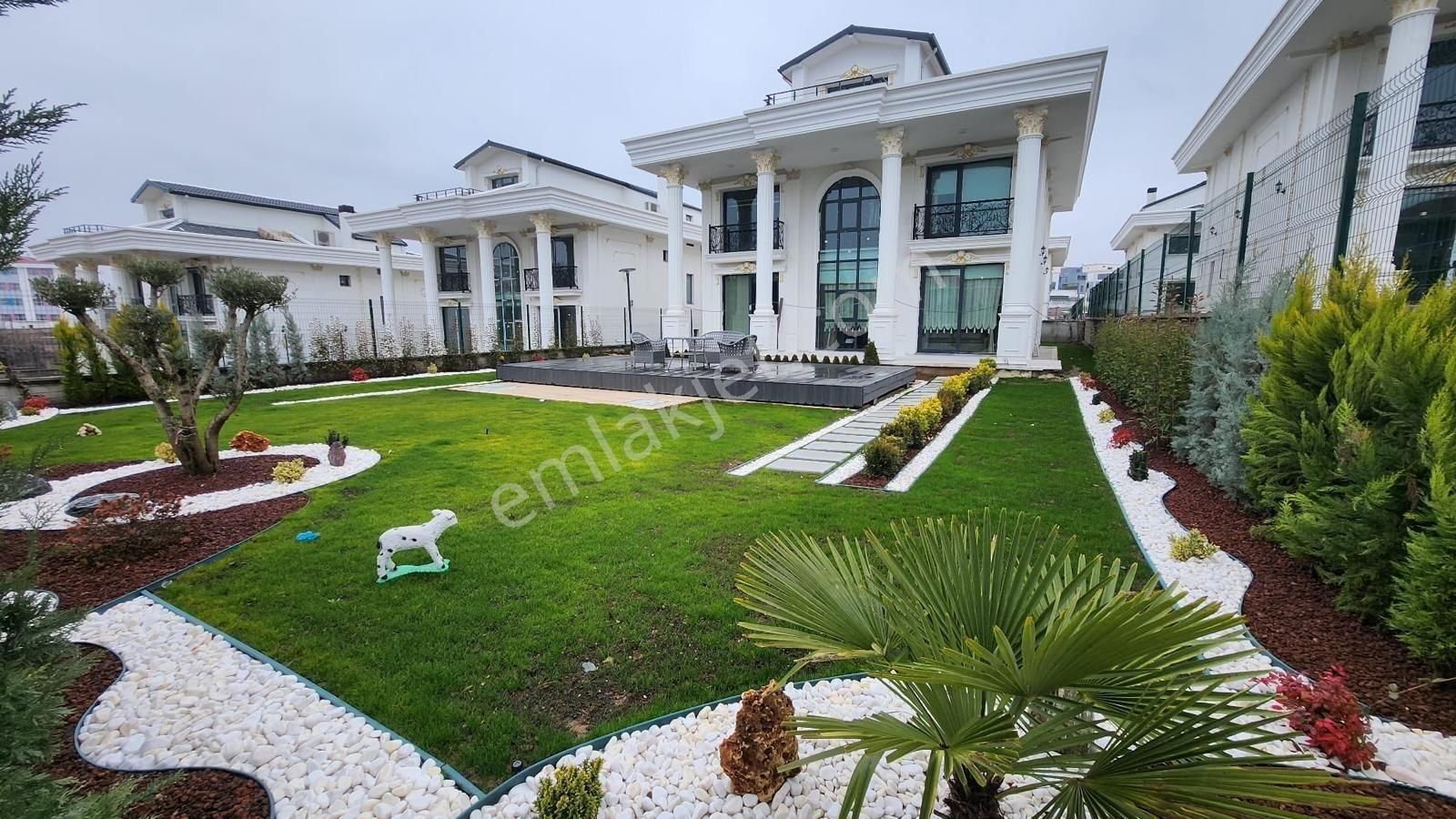 Eras Gayrimenkul'den Silvan Yolunda Satılık 6+1 Tripleks Villa - Görsel 9