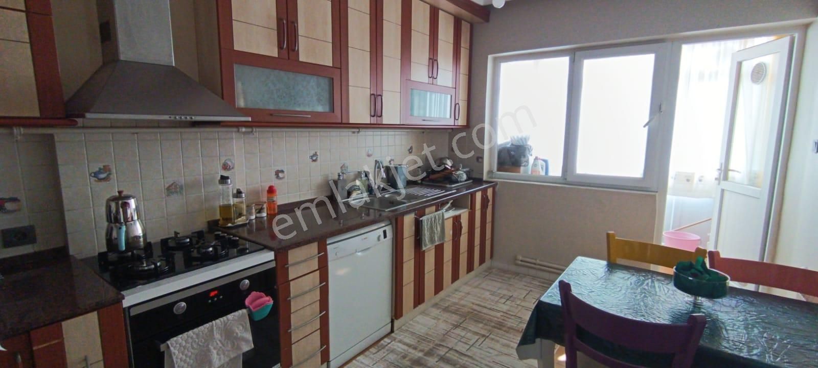 Ender Uysal Gayrimenkulden Üniversiteye Yakın Satılık 3+1 Daire... - Görsel 2