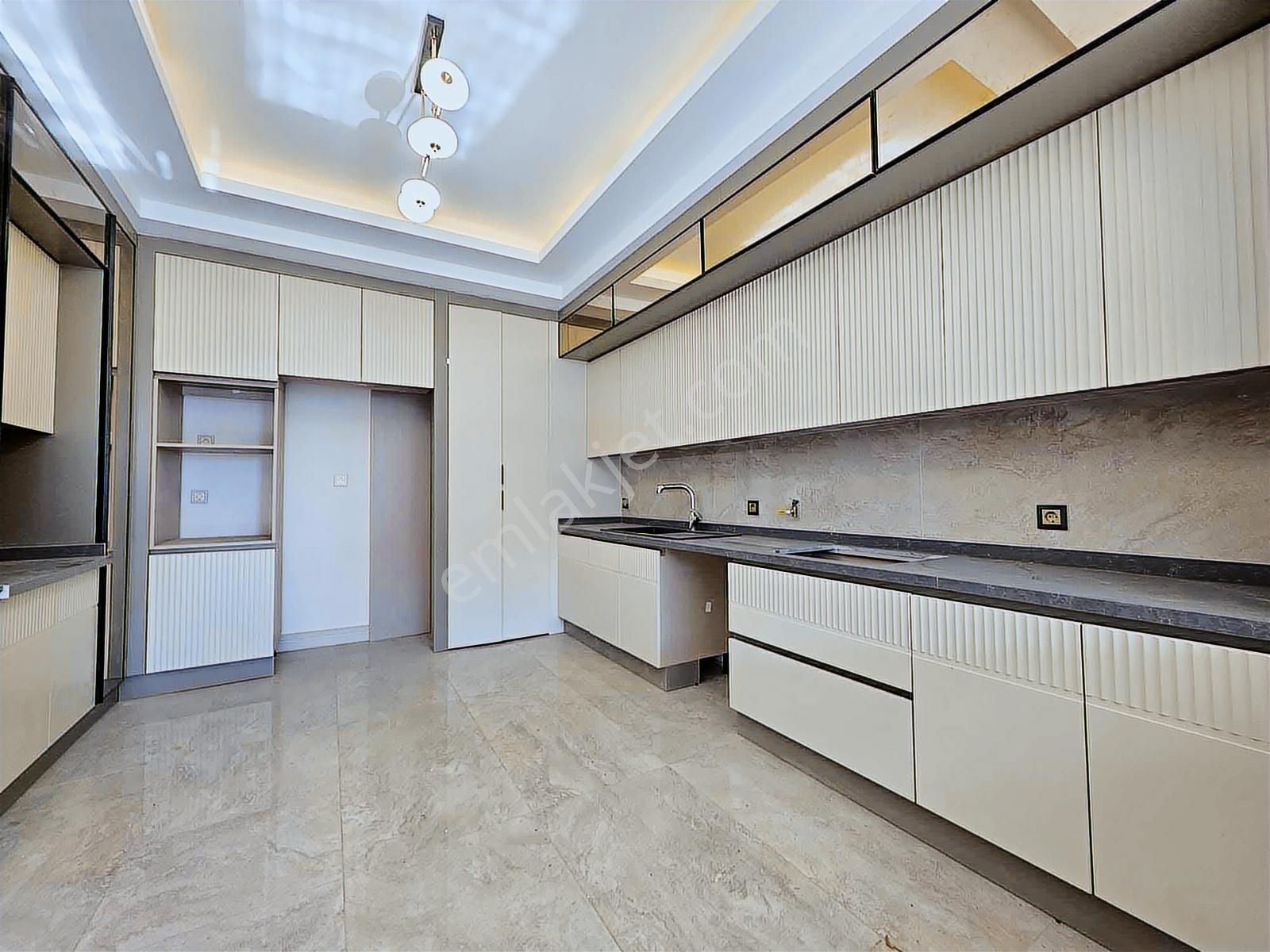 Eras Gayrimenkul'den Öncü Villarında Satılık Villa - Görsel 17