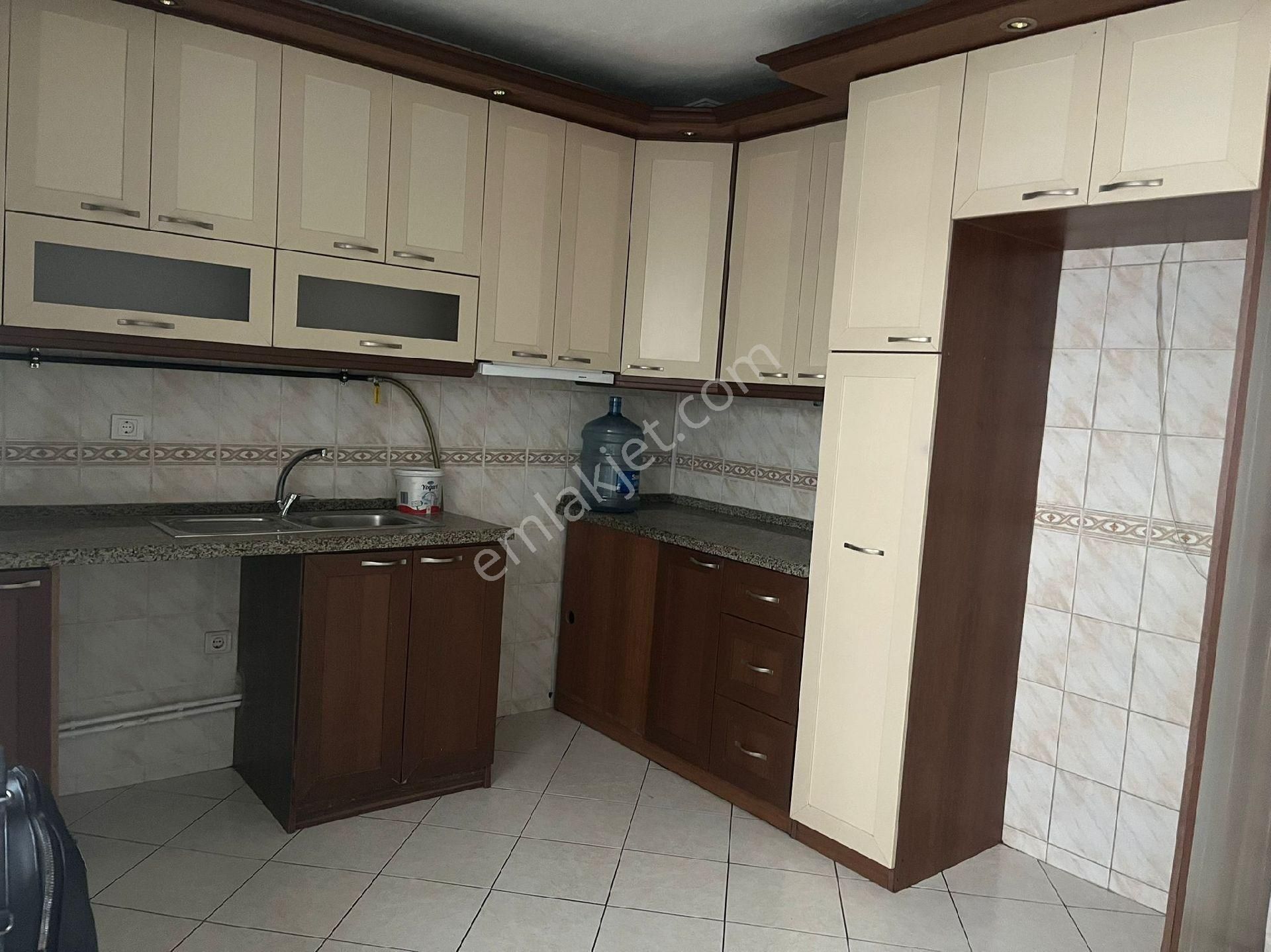 Staremlaktan Torbalı Ertuǧrul Mah. Satılık 3+1 130m2 Daire - Görsel 2