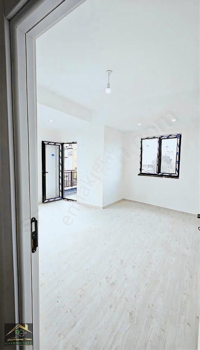 Satılık Lüks 4+1 Üst Dubleks | 150 M² | Çift Banyo | Merkezi Kon