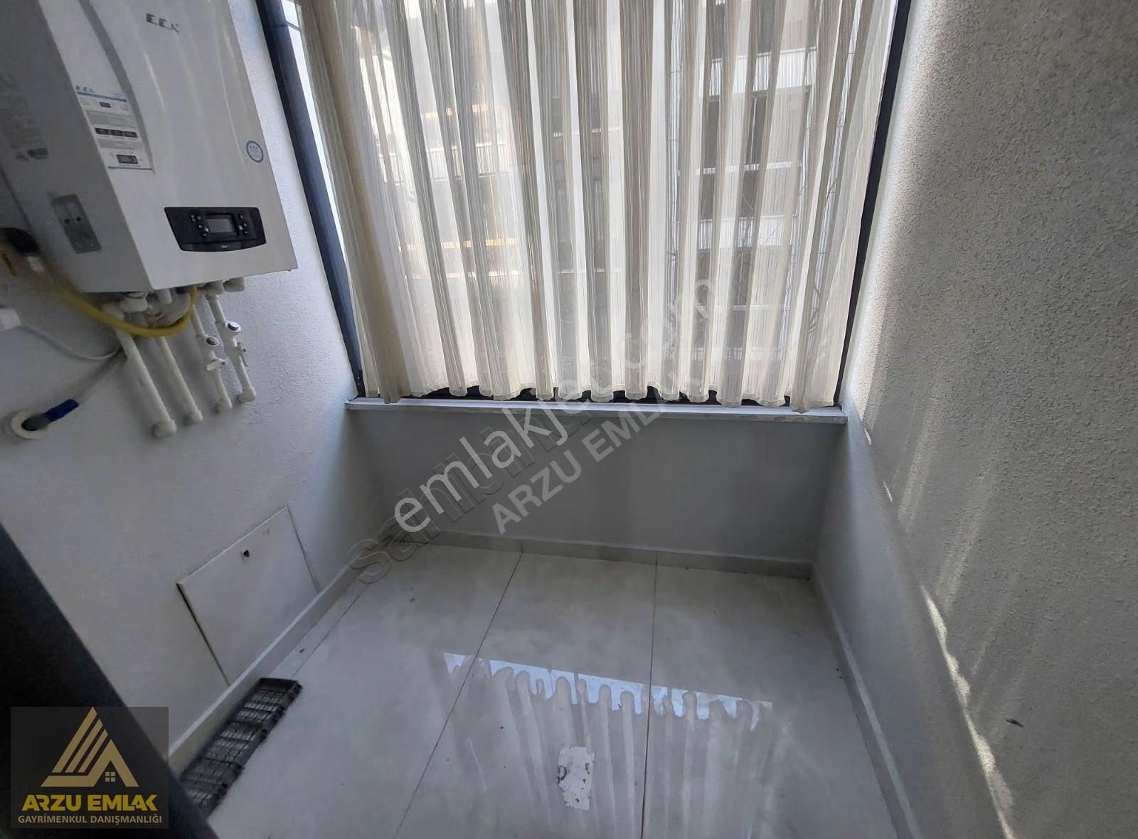 Arzu Emlaktan 1 Yaşında Gazi Mah Fırsat Daire Asansörlü 2. Kat - Görsel 14