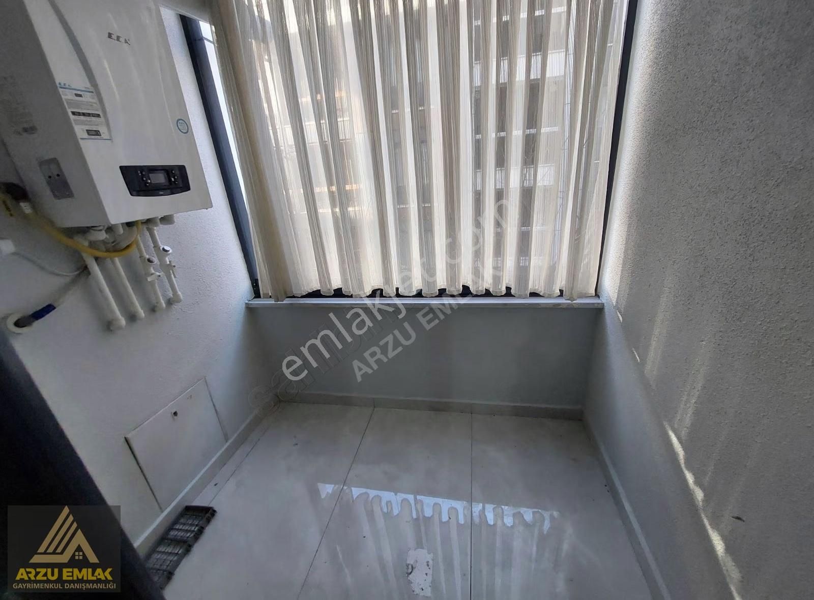 Arzu Emlaktan 1 Yaşında Gazi Mah Fırsat Daire Asansörlü 2. Kat - Görsel 28