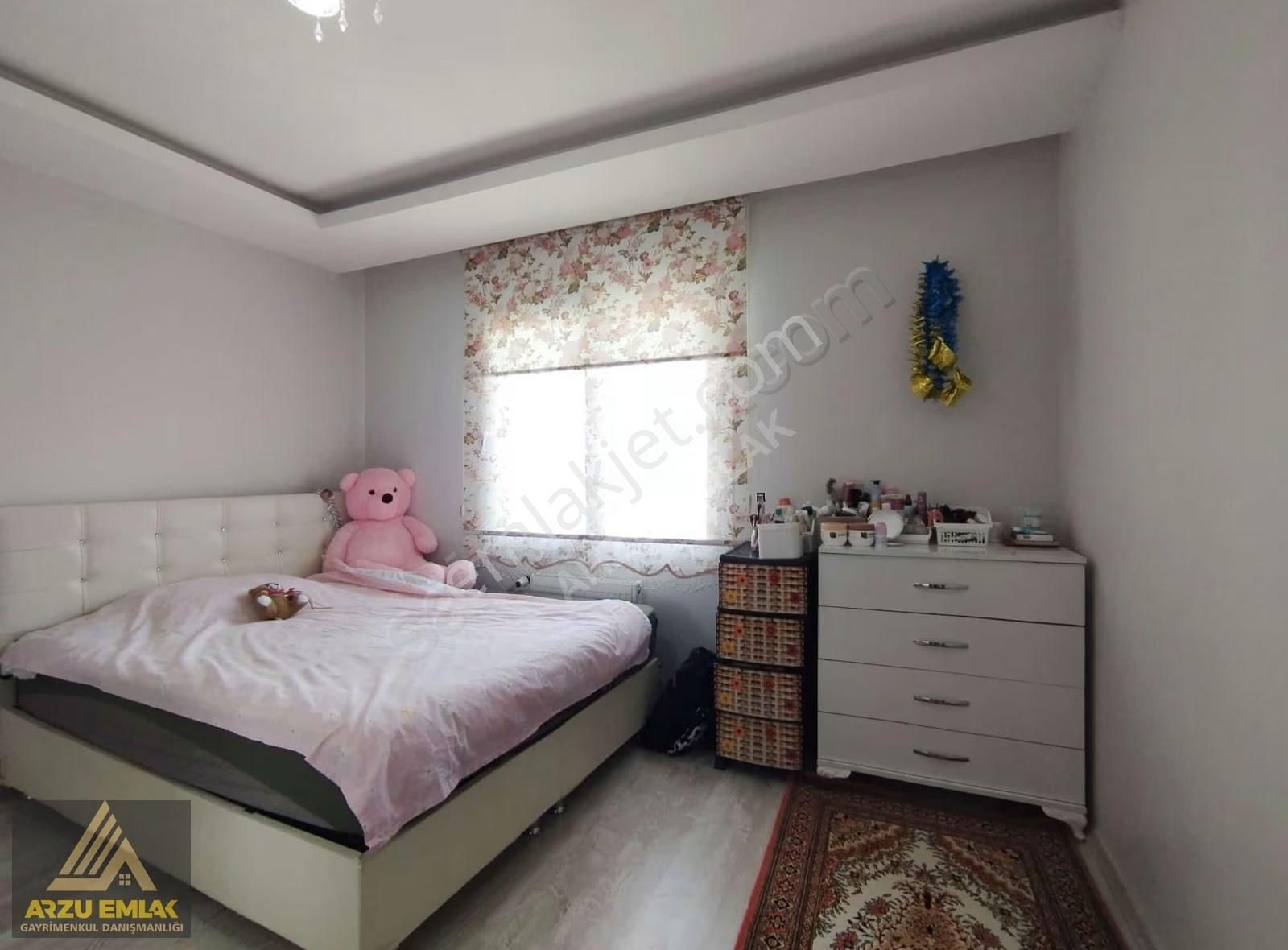 Yeni Şehir Ünüversite Caddesi Kiralık Ara Kat Daire - Görsel 3