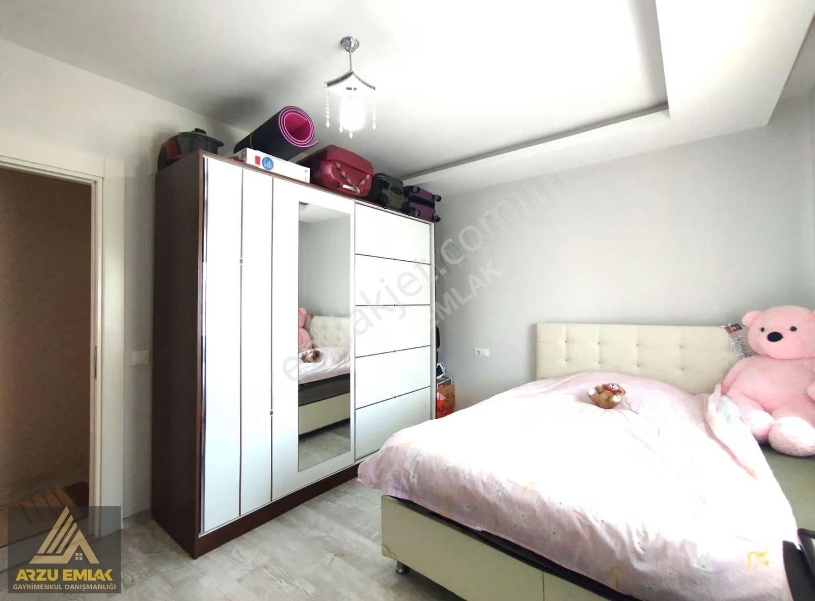 Yeni Şehir Ünüversite Caddesi Kiralık Ara Kat Daire - Görsel 2