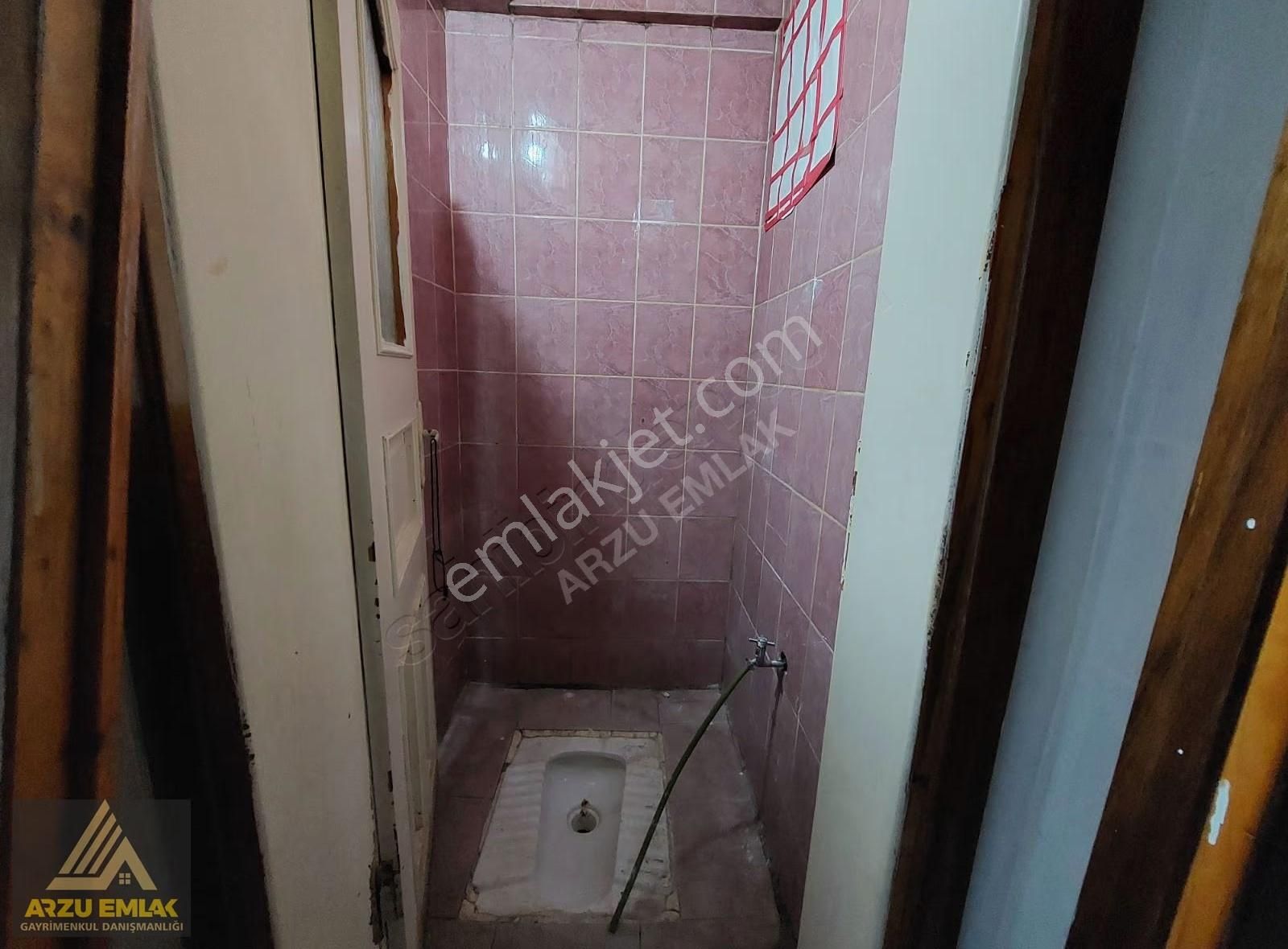 Arzu Emlaktan 75.yıl Mah. Satılık 2+1 Yatırımlık Bahçekat Daire - Görsel 8