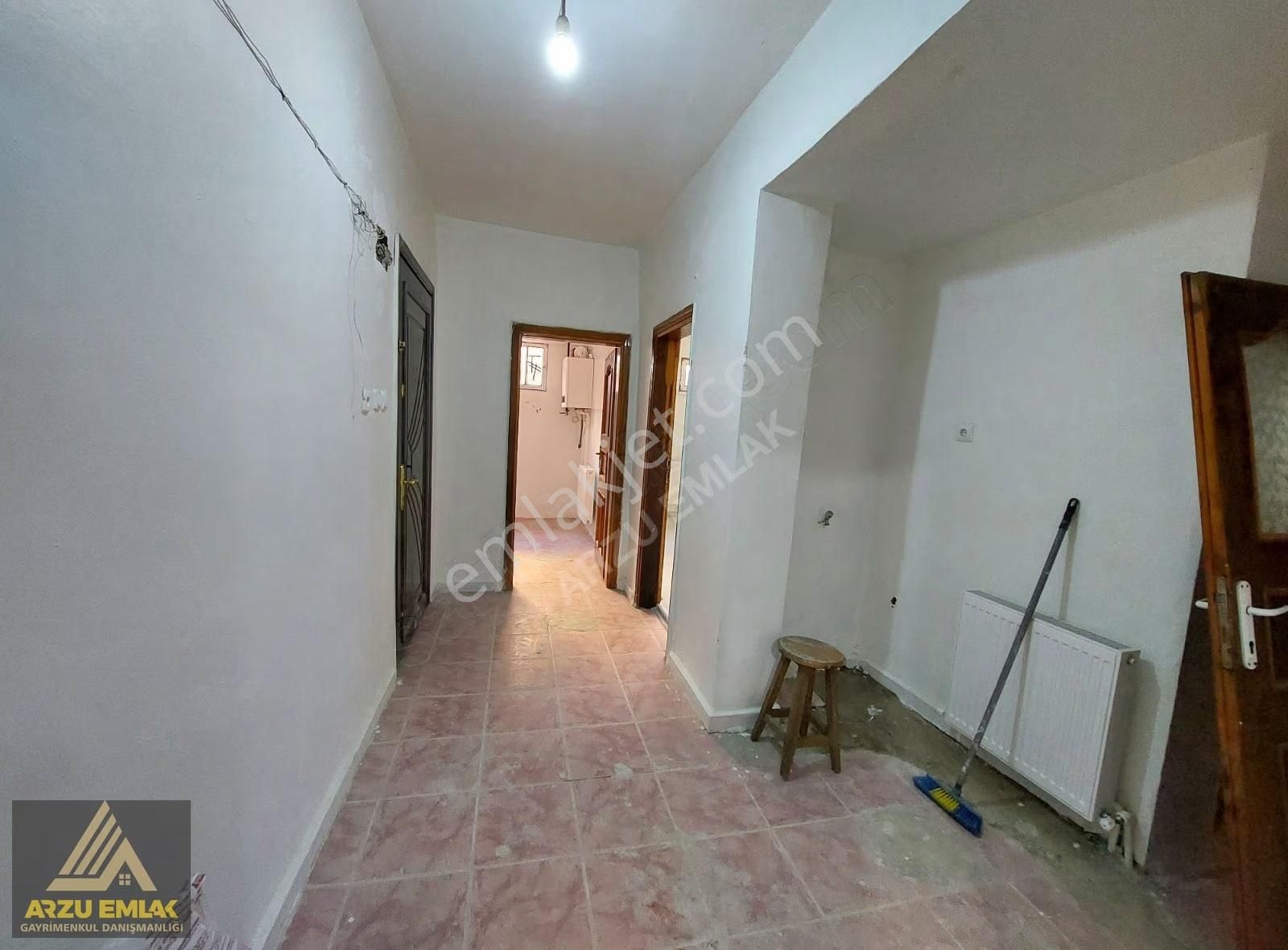 Arzu Emlaktan 75.yıl Mah. Satılık 2+1 Yatırımlık Bahçekat Daire - Görsel 6