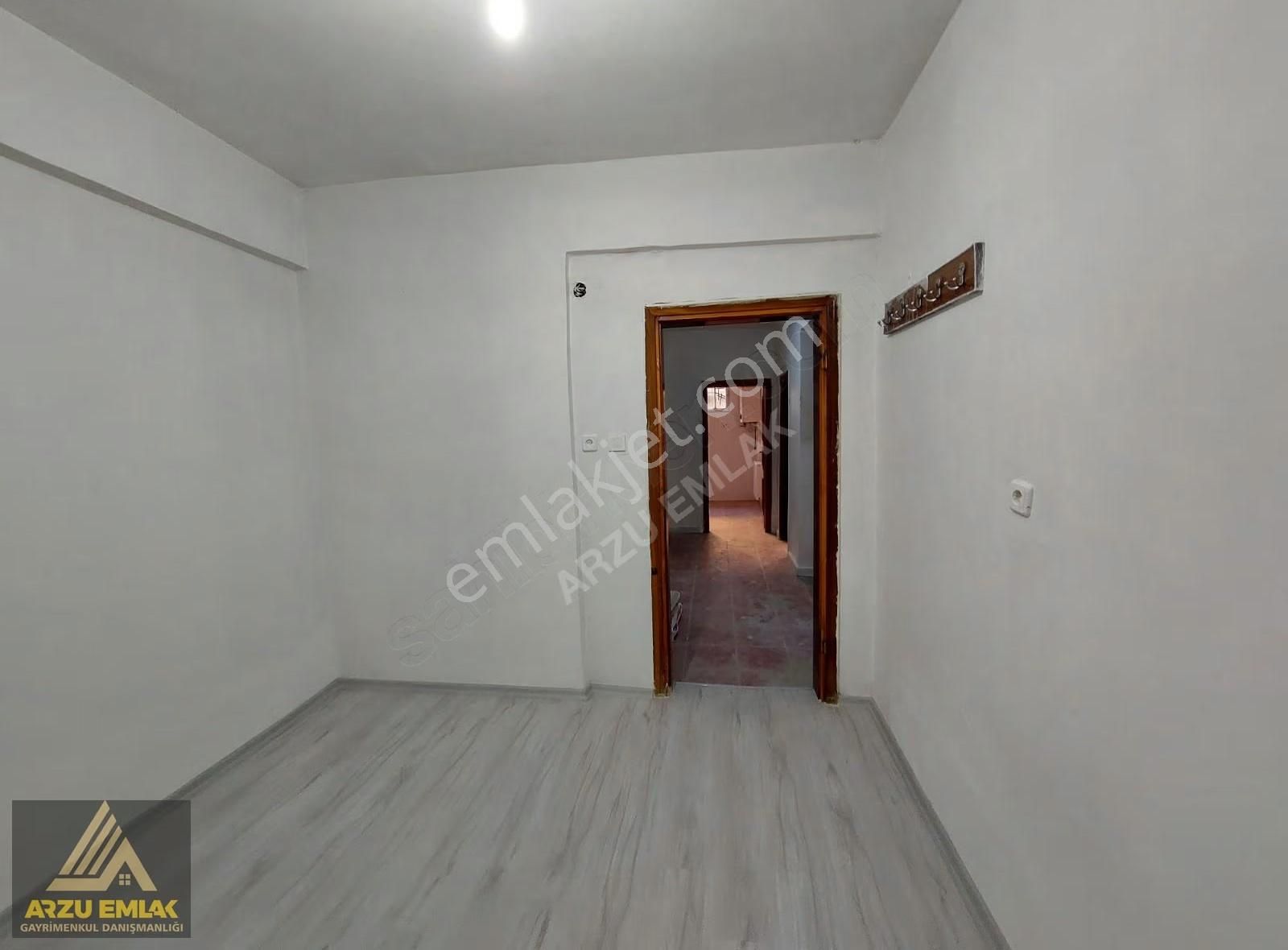 Arzu Emlaktan 75.yıl Mah. Satılık 2+1 Yatırımlık Bahçekat Daire - Görsel 2