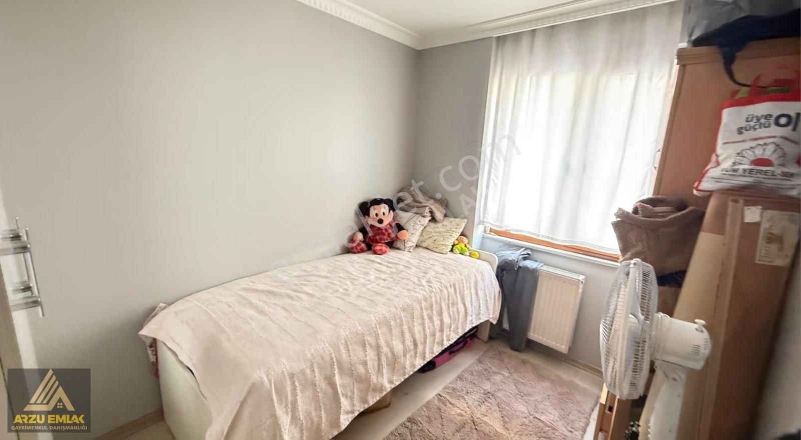 Arzu Emlaktan 75.yıl Mah Cadde Üstü 2+1 90 M² Asansörlü Daire