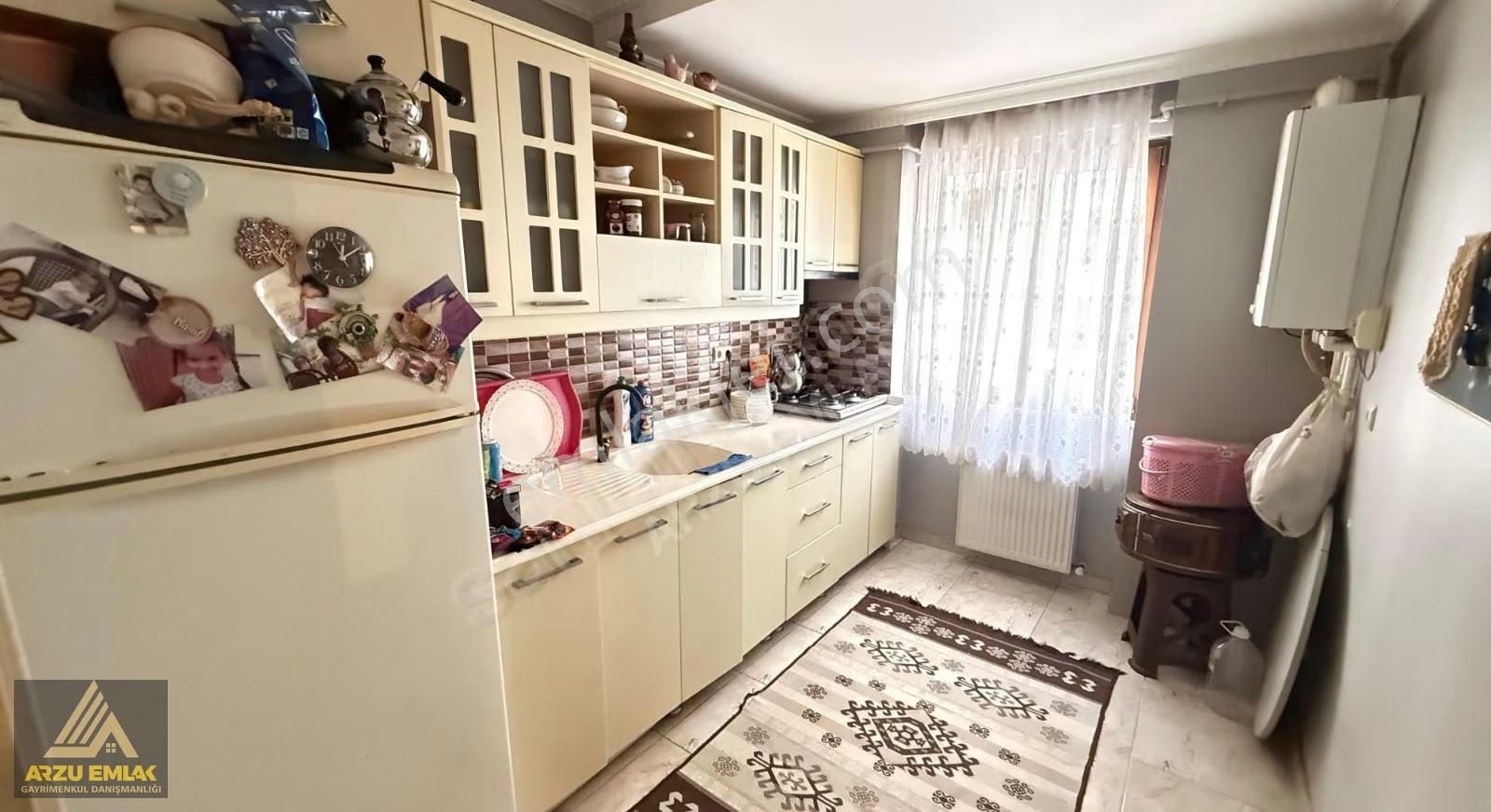 Arzu Emlaktan 75.yıl Mah Cadde Üstü 2+1 90 M² Asansörlü Daire - Görsel 6