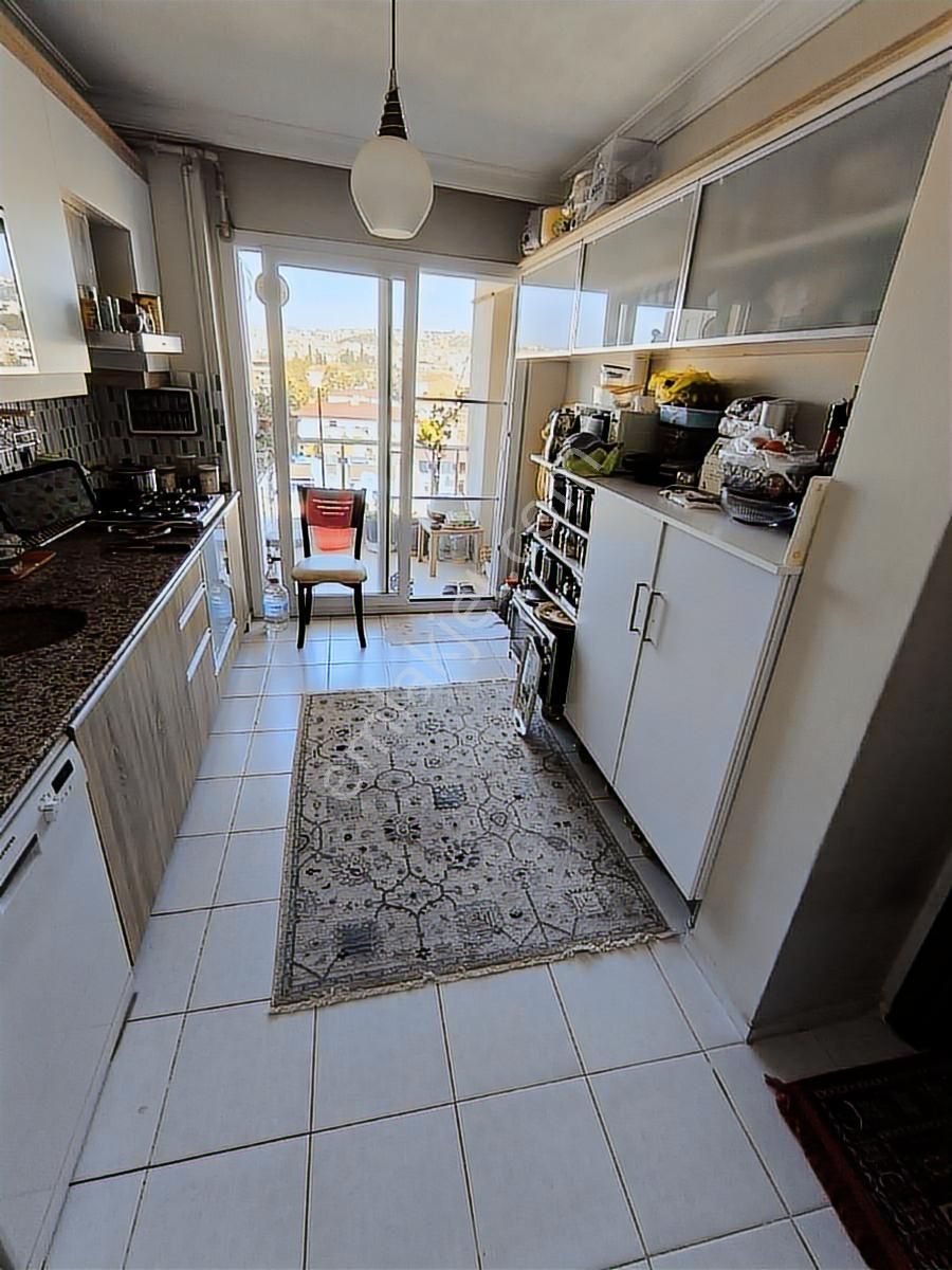 Kozağaç Mahallesinde Aile Yaşamına Uygun 3+1 Ferah Daire - Görsel 11