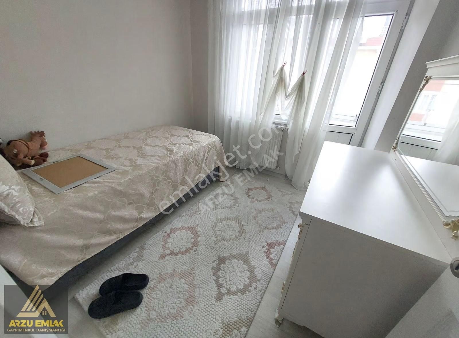 Arzu Emlaktan Gazi Mah. Okul Caddesinde Satılık Masrafsız 2+1 - Görsel 12