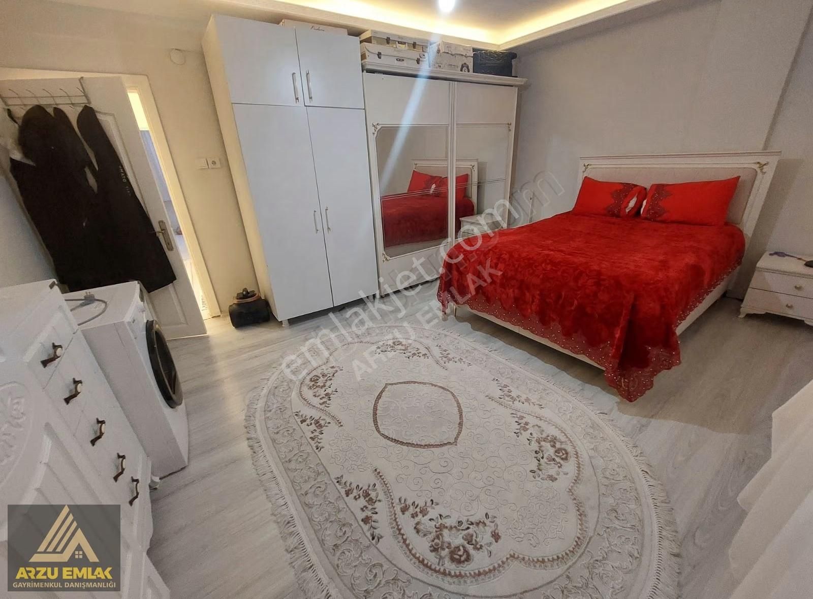 Arzu Emlaktan Gazi Mah. Okul Caddesinde Satılık Masrafsız 2+1 - Görsel 3