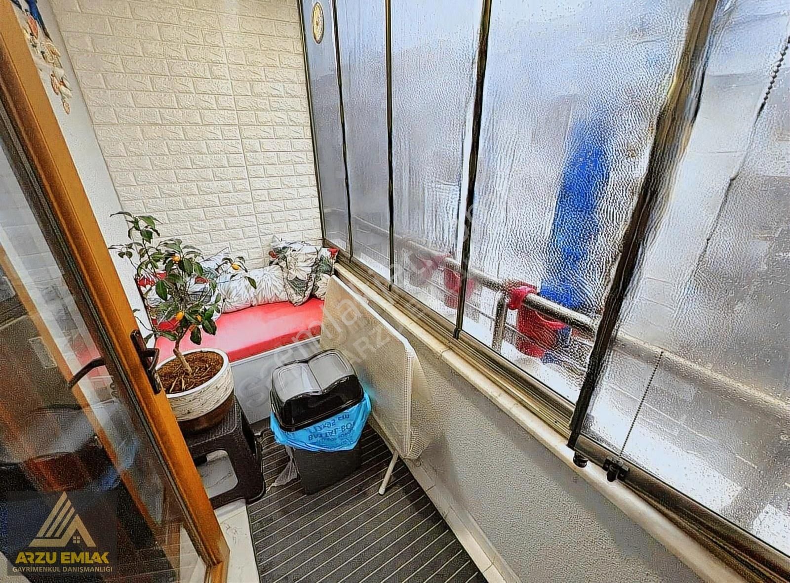 Arzu Emlaktan Asansörlü 7 Yaşında 2+1 Satılık Daire - Görsel 7