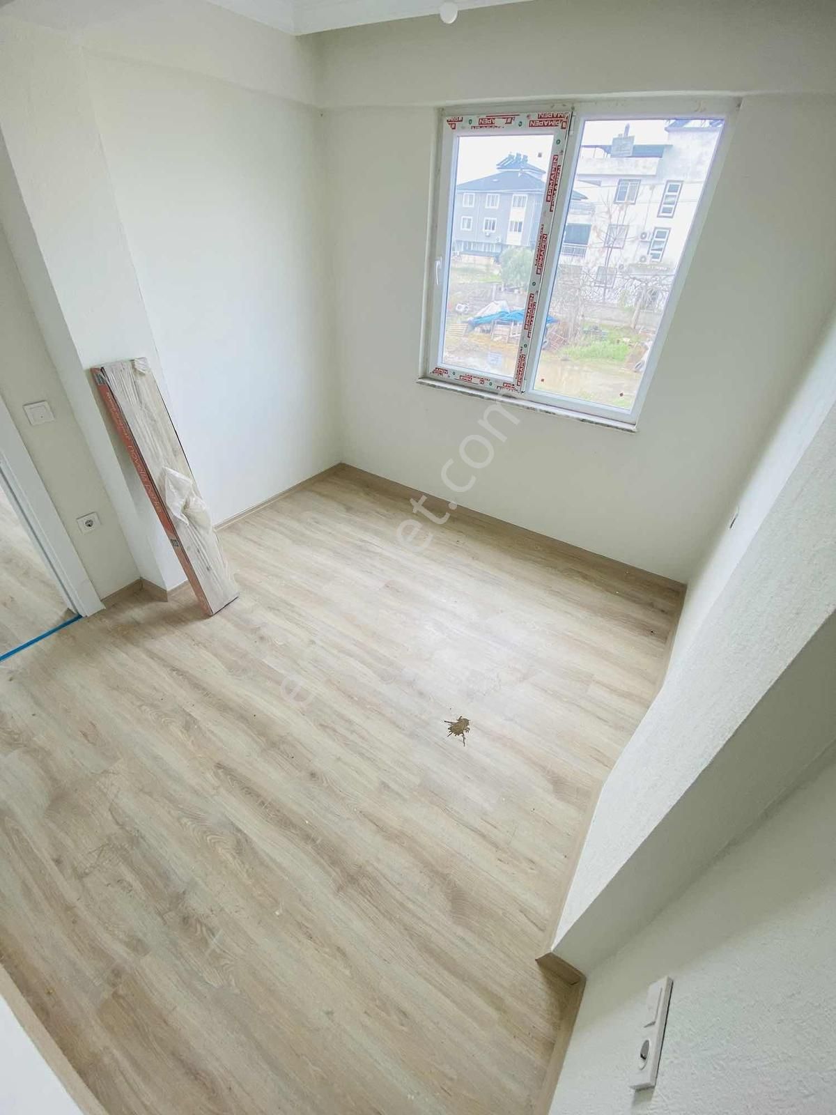 Dalaman Söğütlüyurtta Er-ta Yapıdan Satılık 1+1 Daire - Görsel 5