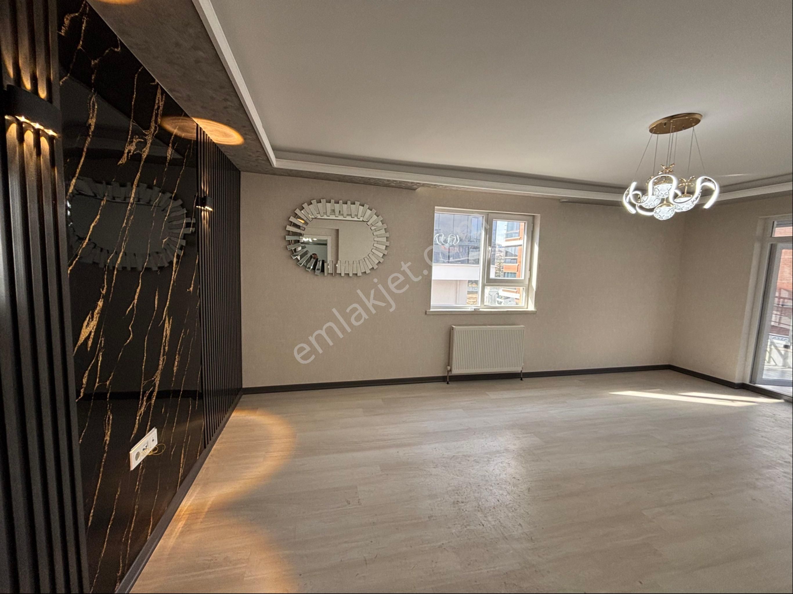 Öz Eda Emlaktan Bağlum Karakayada Satılık Full Yapılı Daire - Görsel 2