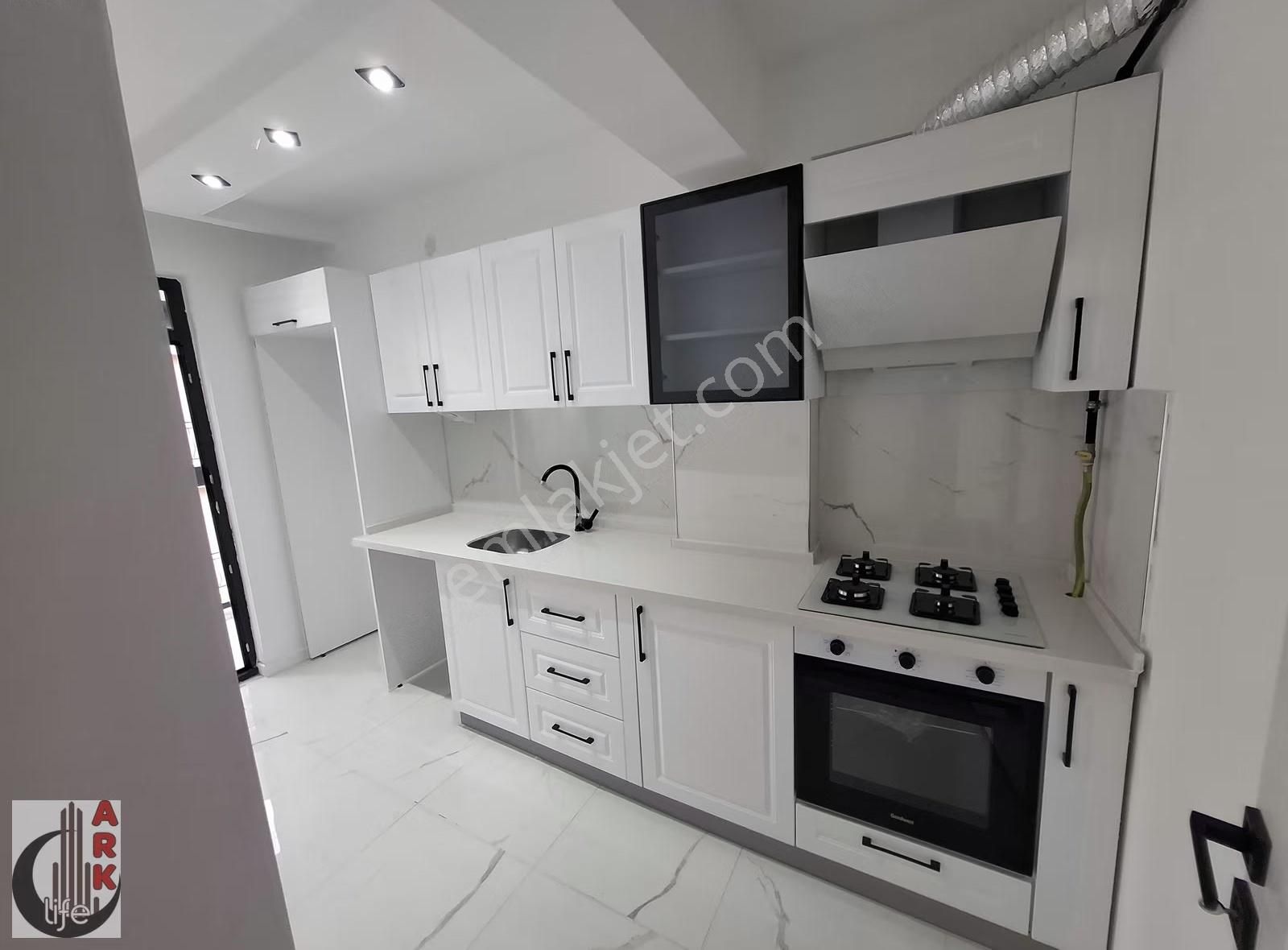 Ark Life'dan Emek Mah Semsettingünaltay Cd Yakını 65m2 2+0