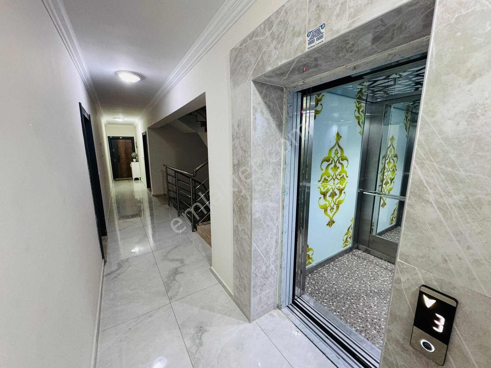 Kuşadası Davutlar'da Full Sıfır Eşyalı Satılık 2+1 Daire - Görsel 19