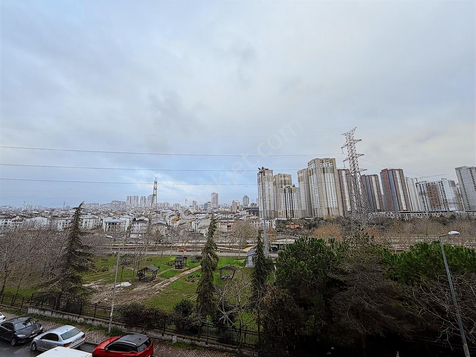 Yeşilpark Evleri'de 2+1 Metrobüse Yakın Dekorlu Temiz Arakat !! - Görsel 14