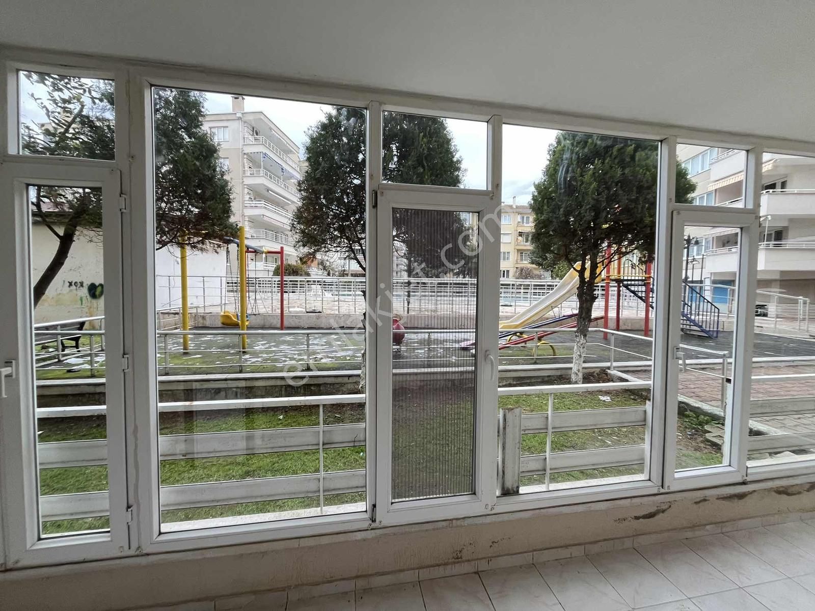 Site İçi Yüz.havuzlu Bahçe Kat 2+1 Daire - Görsel 15