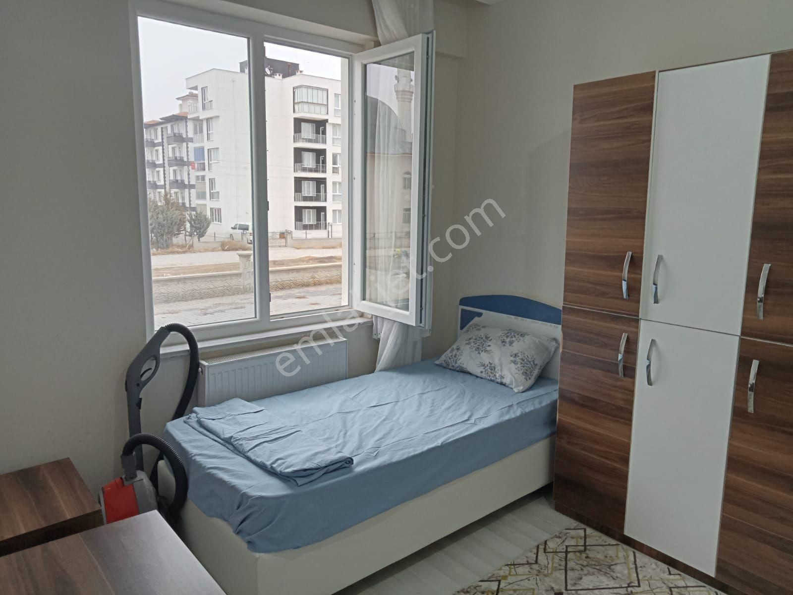 Konya Ereğli De 1+1 Satılık Eşyalı Kullanışlı Büyük Daire - Görsel 7