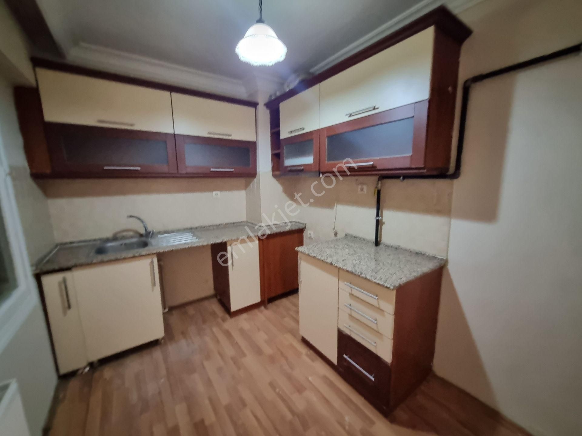 Zafer Mah.'de Çarşıya Yakın Doğalgazlı 3+1 Kiralık Daire - Görsel 14