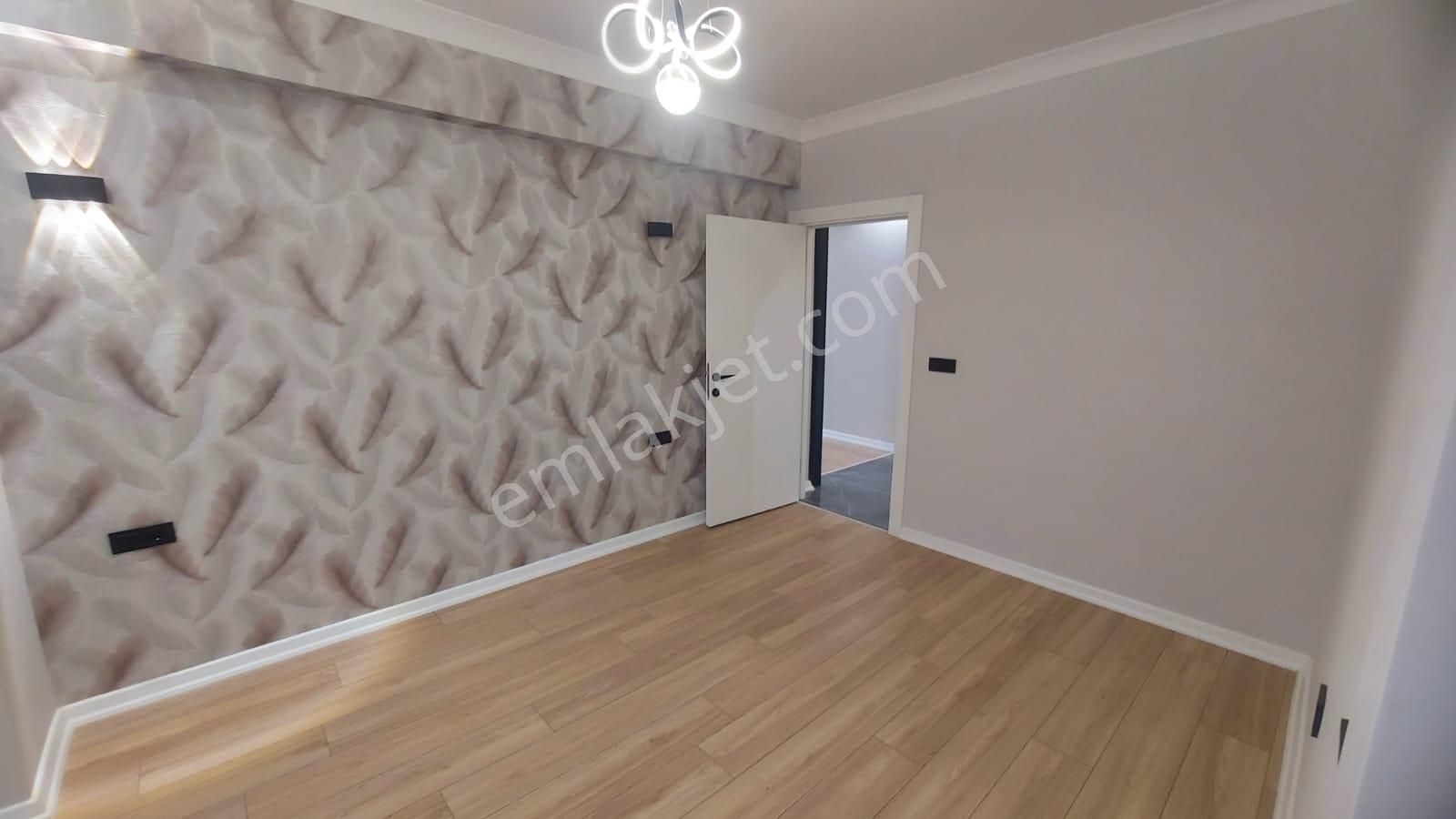 Atanora Vadiden Merkezi Lokasyonda Lüks Yapılı 2 Banyolu Ön Cephe Boş 3+1 - Görsel 25