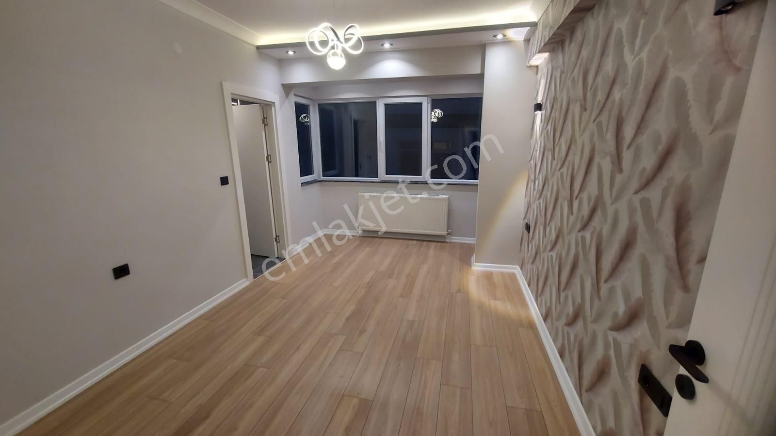 Atanora Vadiden Merkezi Lokasyonda Lüks Yapılı 2 Banyolu Ön Cephe Boş 3+1 - Görsel 26