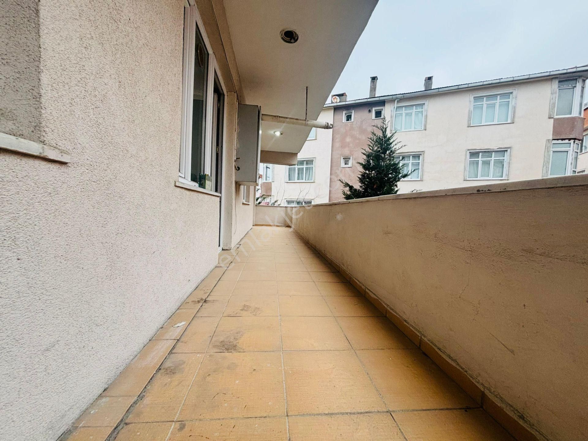 Güven'den Çarşı İçinde Servis Durakları Yanı Fırsat 3+1 Daire - Görsel 12