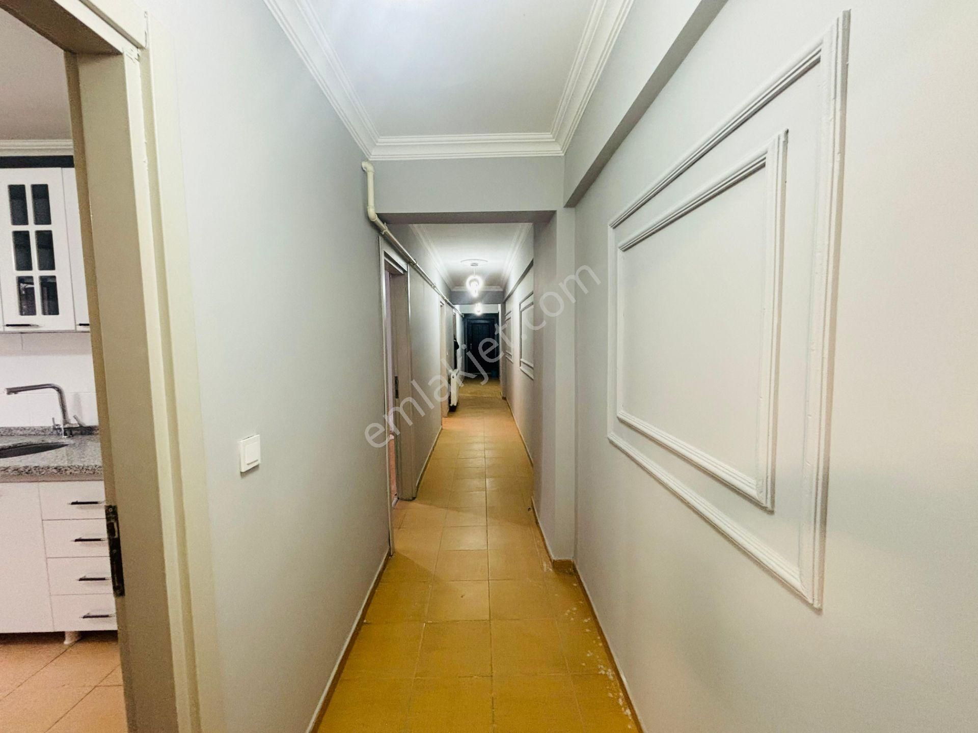 Güven'den Çarşı İçinde Servis Durakları Yanı Fırsat 3+1 Daire - Görsel 28