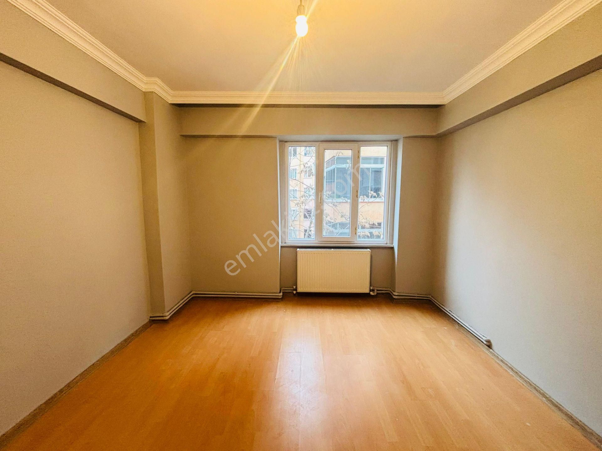 Güven'den Çarşı İçinde Servis Durakları Yanı Fırsat 3+1 Daire - Görsel 20