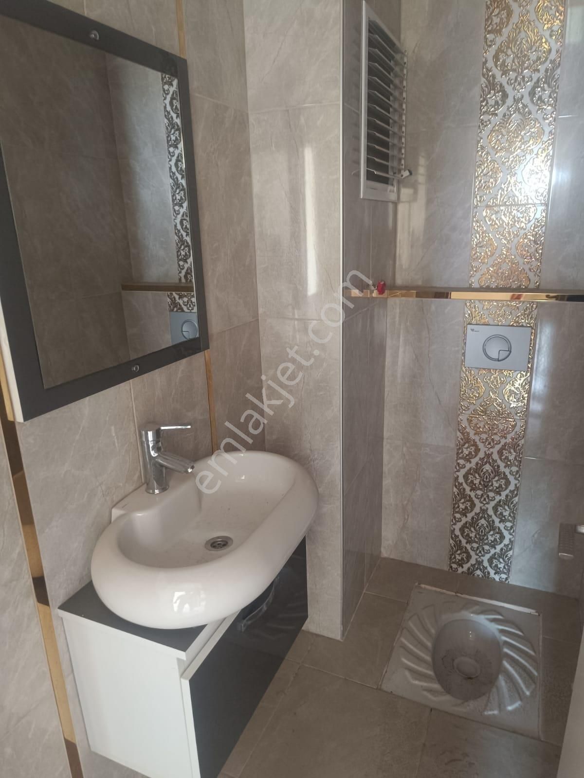 Adana Sarıçamda Bilim Teknoloji Yakınında Bulvara Yakın 3+1 Kapalı Mutfak Fırsat Kiralık Daire - Görsel 13