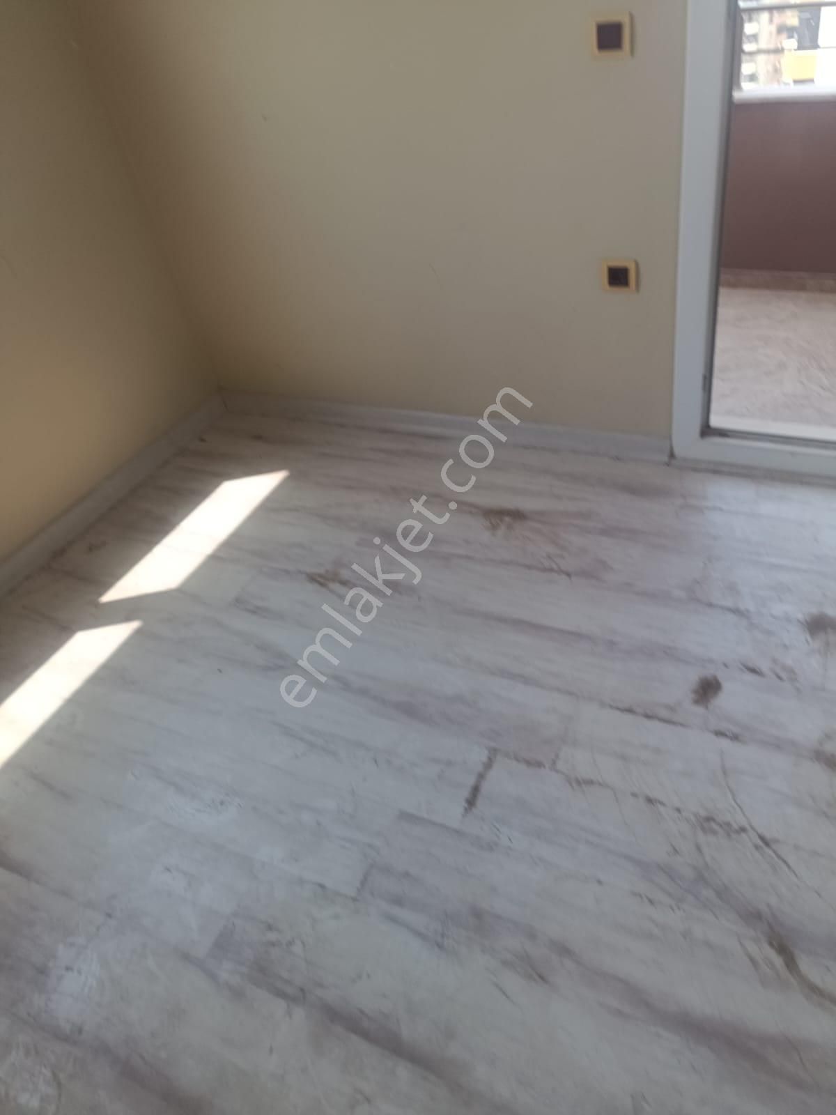 Adana Sarıçamda Bilim Teknoloji Yakınında Bulvara Yakın 3+1 Kapalı Mutfak Fırsat Kiralık Daire - Görsel 9