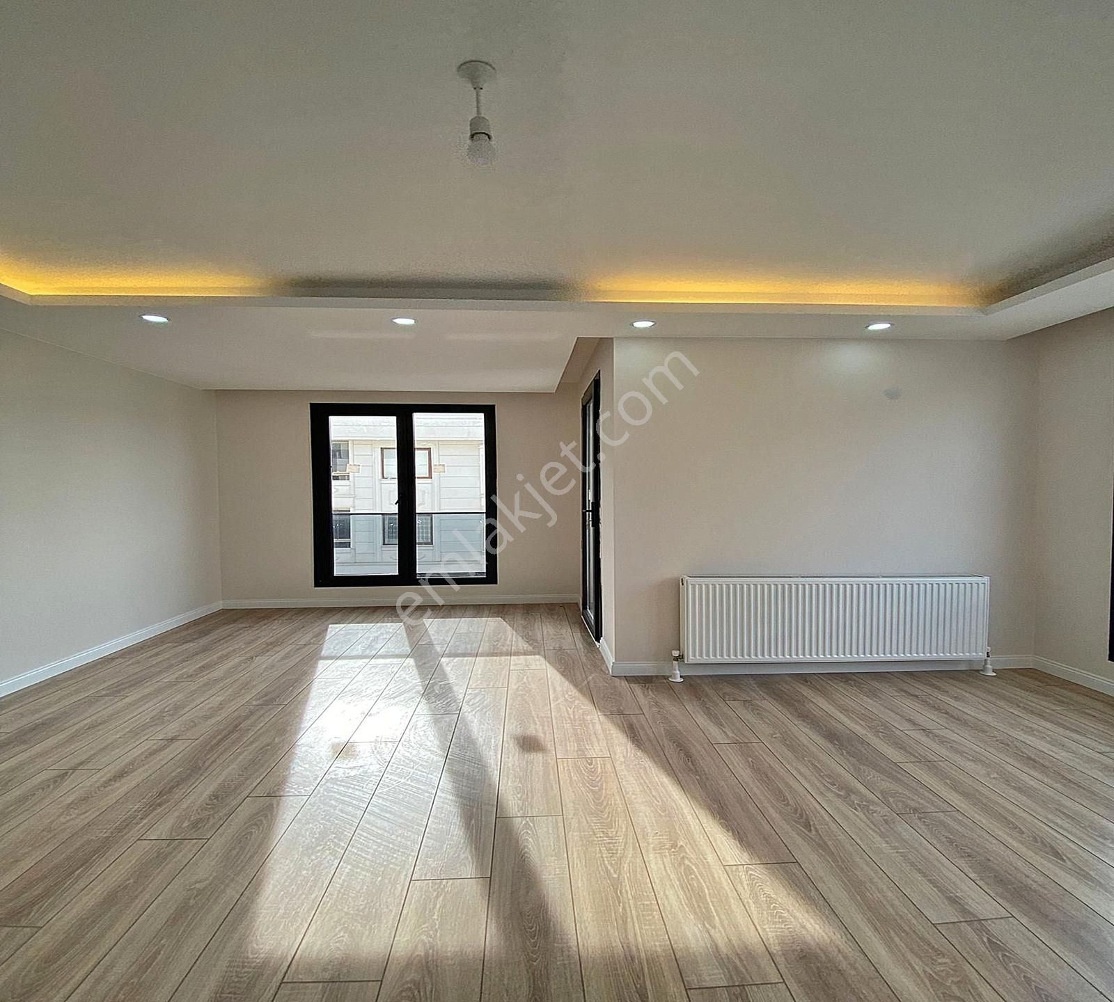 Beylikdüzü Kolejler Bölgesi'nde Sıfır 2+1 Arakat Satılık Daire - Görsel 19