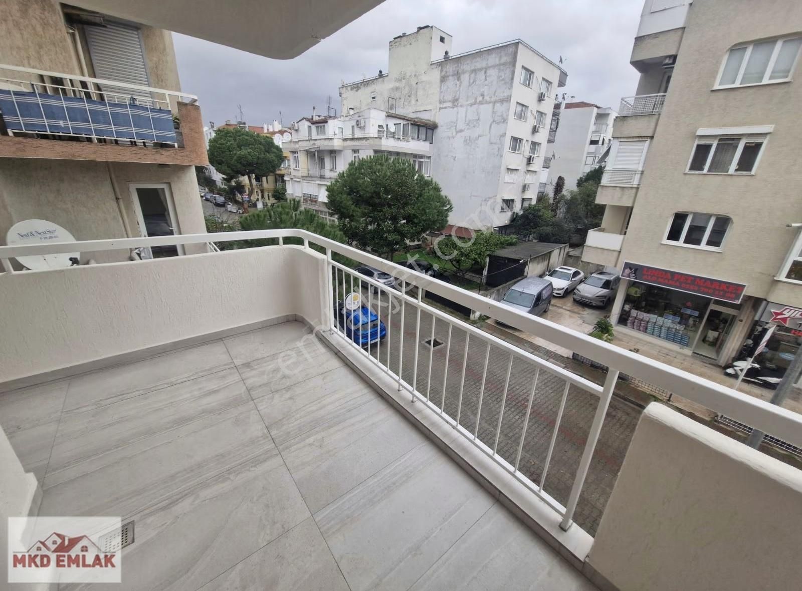 Bahriye Üçok Bulvarı Yakını 3+1 Köşe Tadilatlı Otoparklı Satılık - Görsel 20