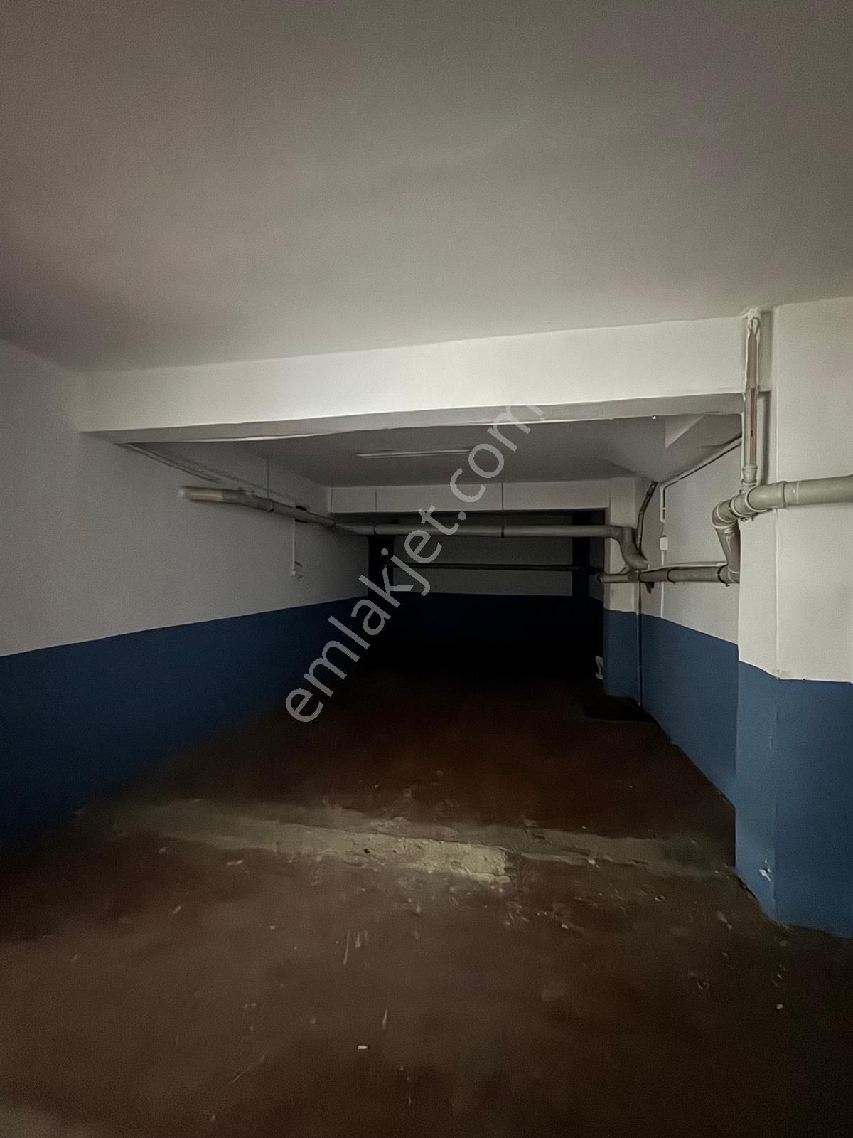 Tevfikbey Mahallesinde 500 M2 Araç Girişine Uygun Dükkan - Görsel 9