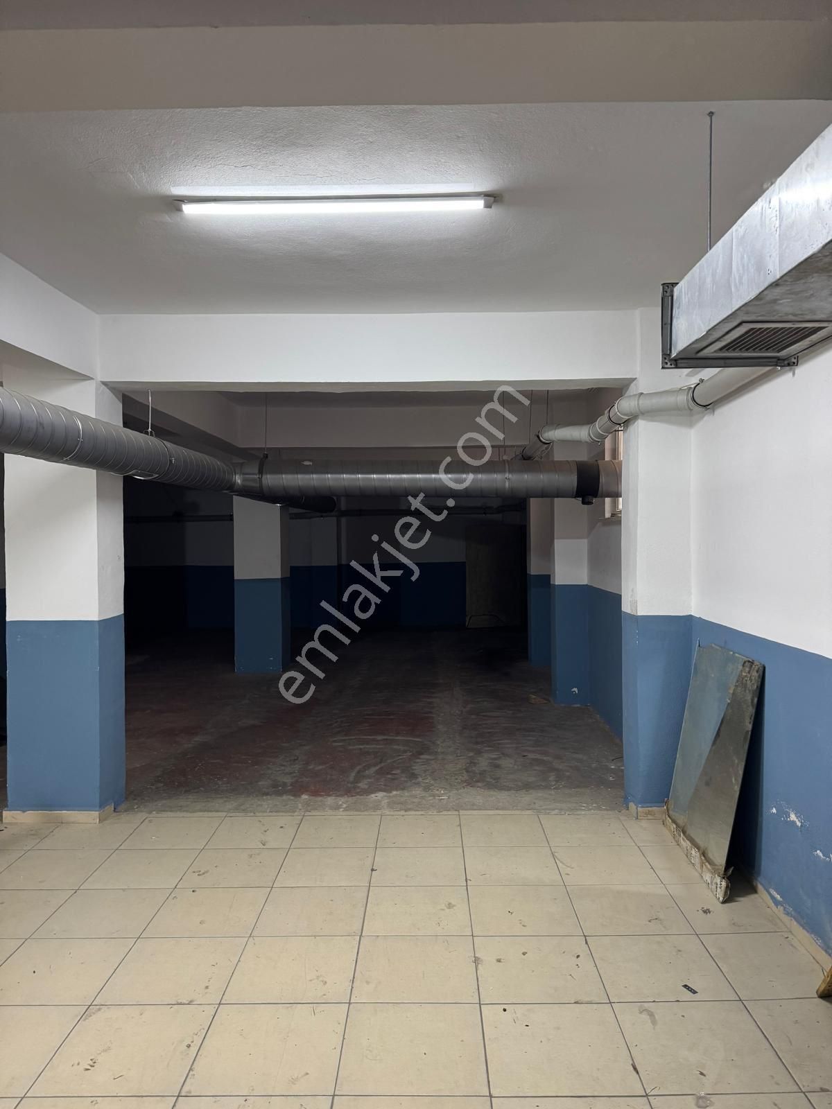 Tevfikbey Mahallesinde 500 M2 Araç Girişine Uygun Dükkan - Görsel 15