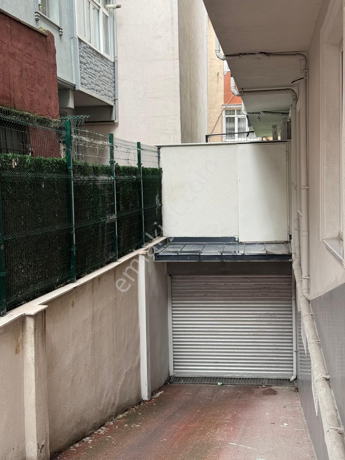 Tevfikbey Mahallesinde 500 M2 Araç Girişine Uygun Dükkan - Görsel 18