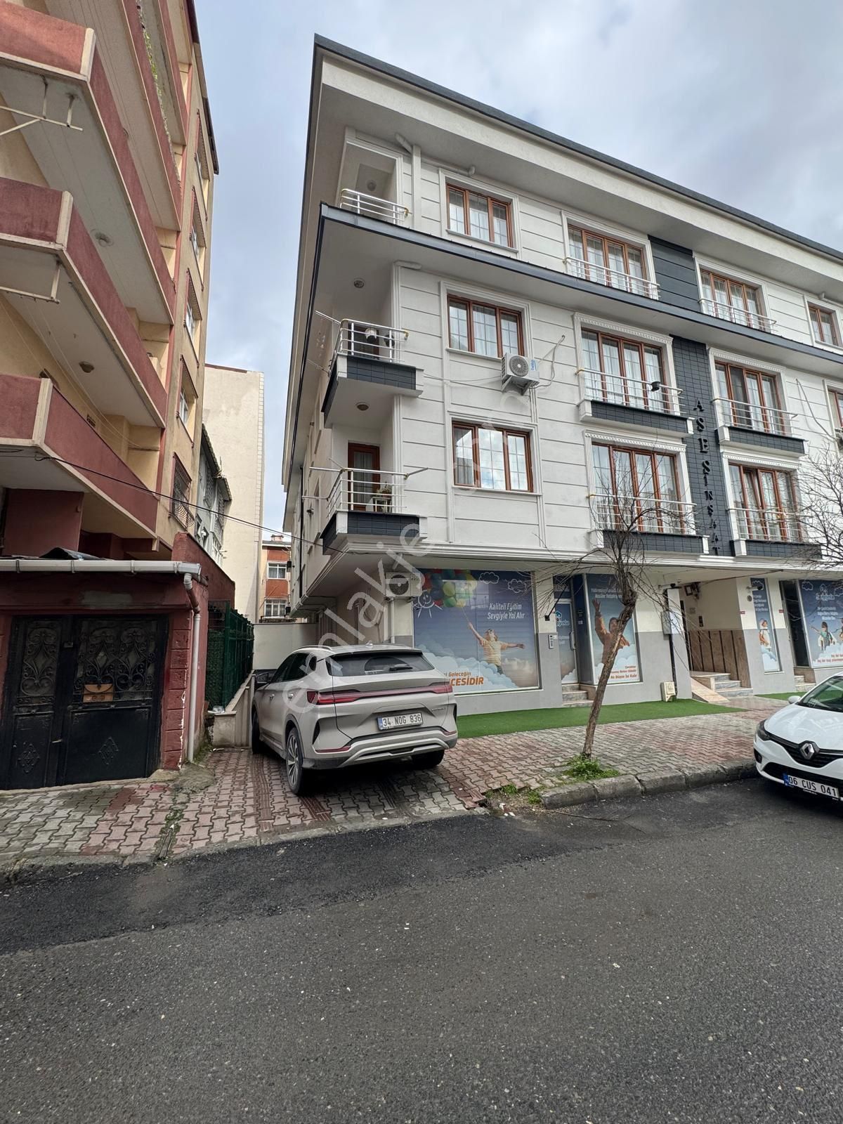 Tevfikbey Mahallesinde 500 M2 Araç Girişine Uygun Dükkan - Görsel 7