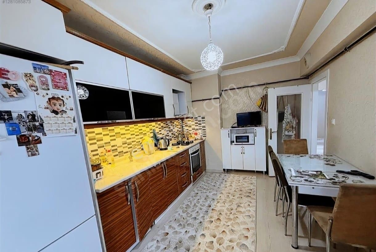 Etimesgut Ahi Mesut Mahallesi'nde 3+1 Asansörlü Satılık Daire - Görsel 2