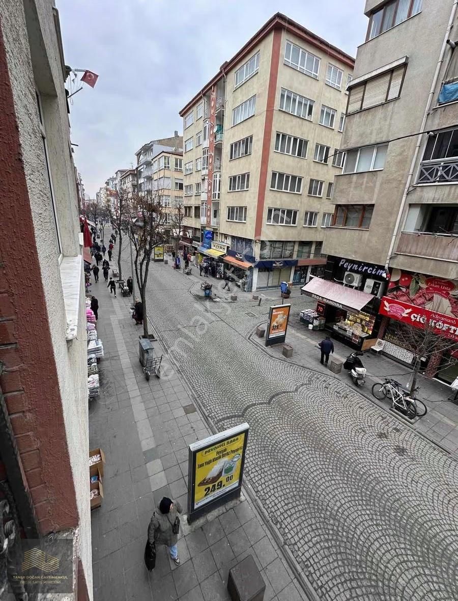 Deliklitaş Asarcıklı Caddesinde Kiralık 90m2 2+1 Daire - Görsel 9