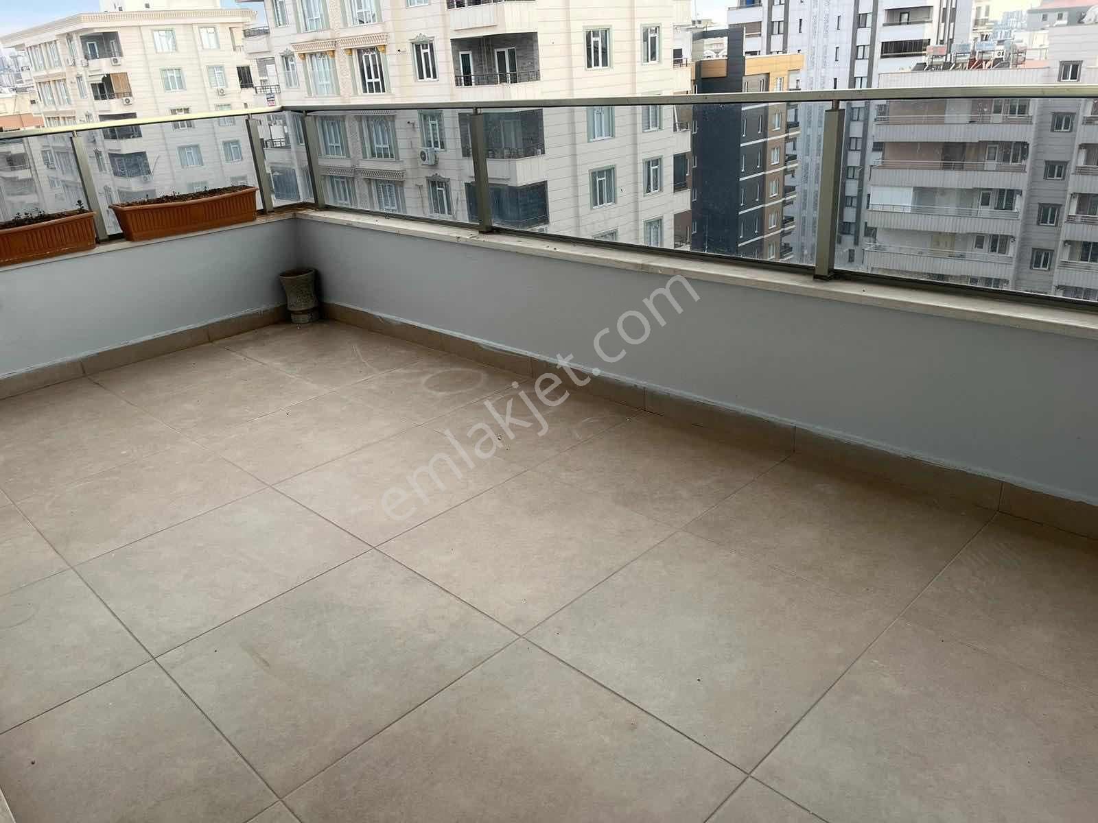 Atakent'te Eşyalı Kiralık 3+1 Daire - Görsel 5