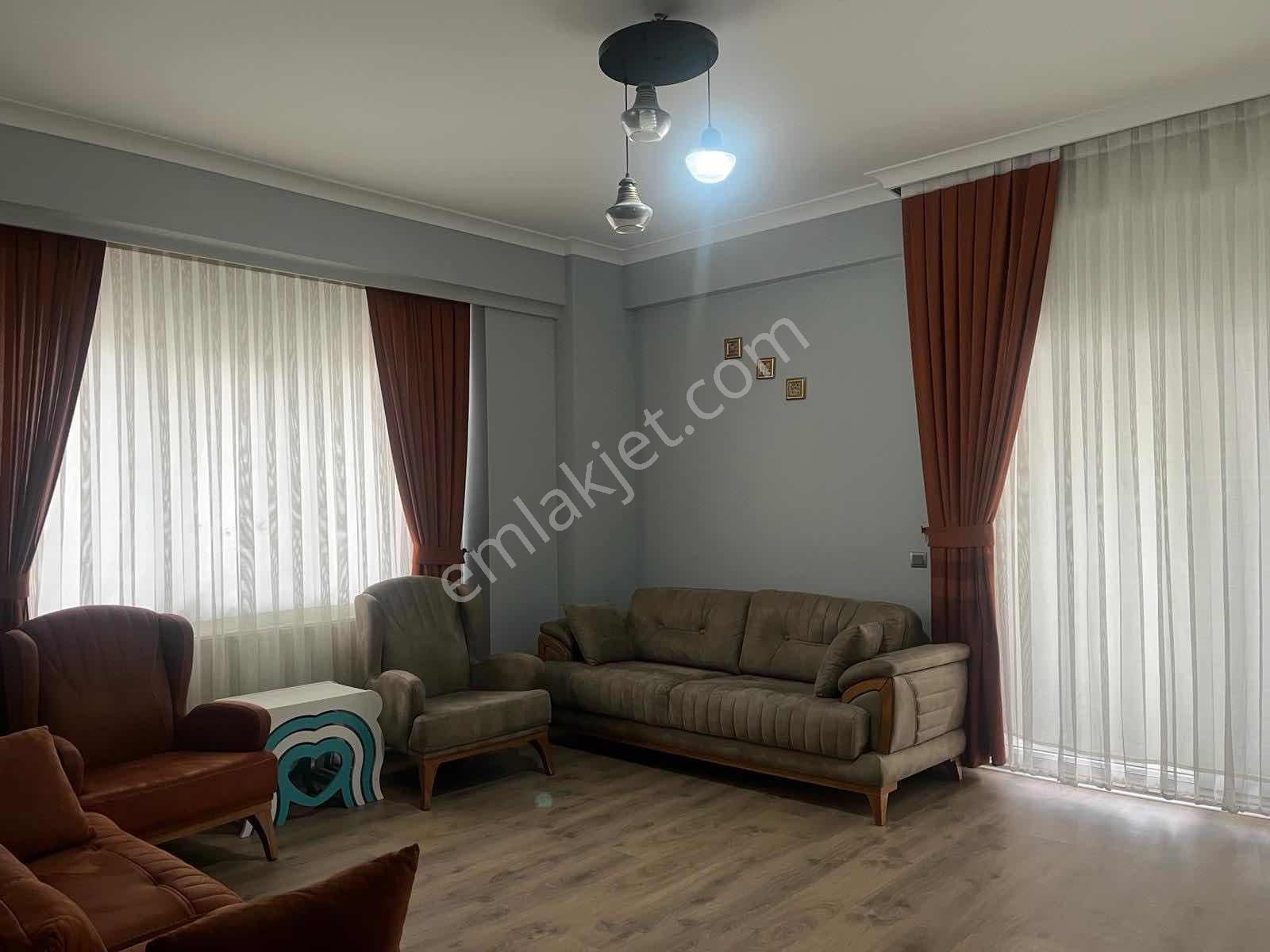 Atakent'te Eşyalı Kiralık 3+1 Daire - Görsel 9
