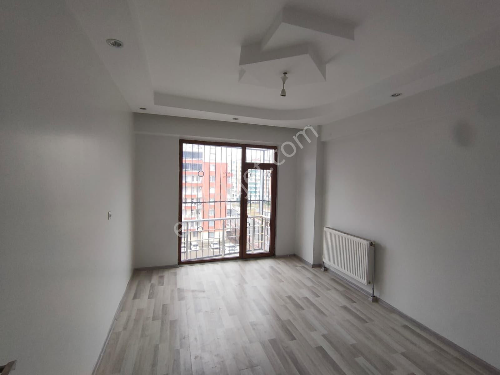 Bağcılarda Gökkuşağı Düğün Salonu Civarı İki Daire Üzeri Satılık 3+1 Daire - Görsel 5