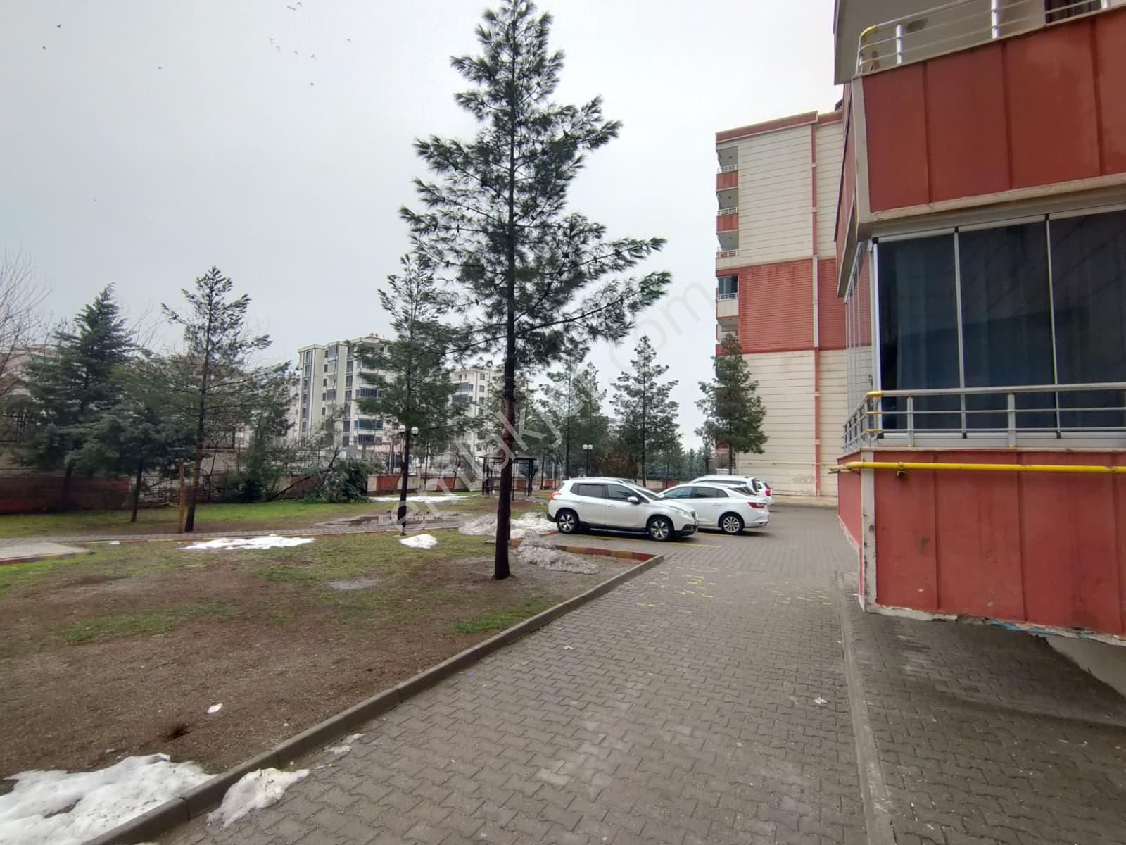 Bağcılarda Gökkuşağı Düğün Salonu Civarı İki Daire Üzeri Satılık 3+1 Daire - Görsel 17