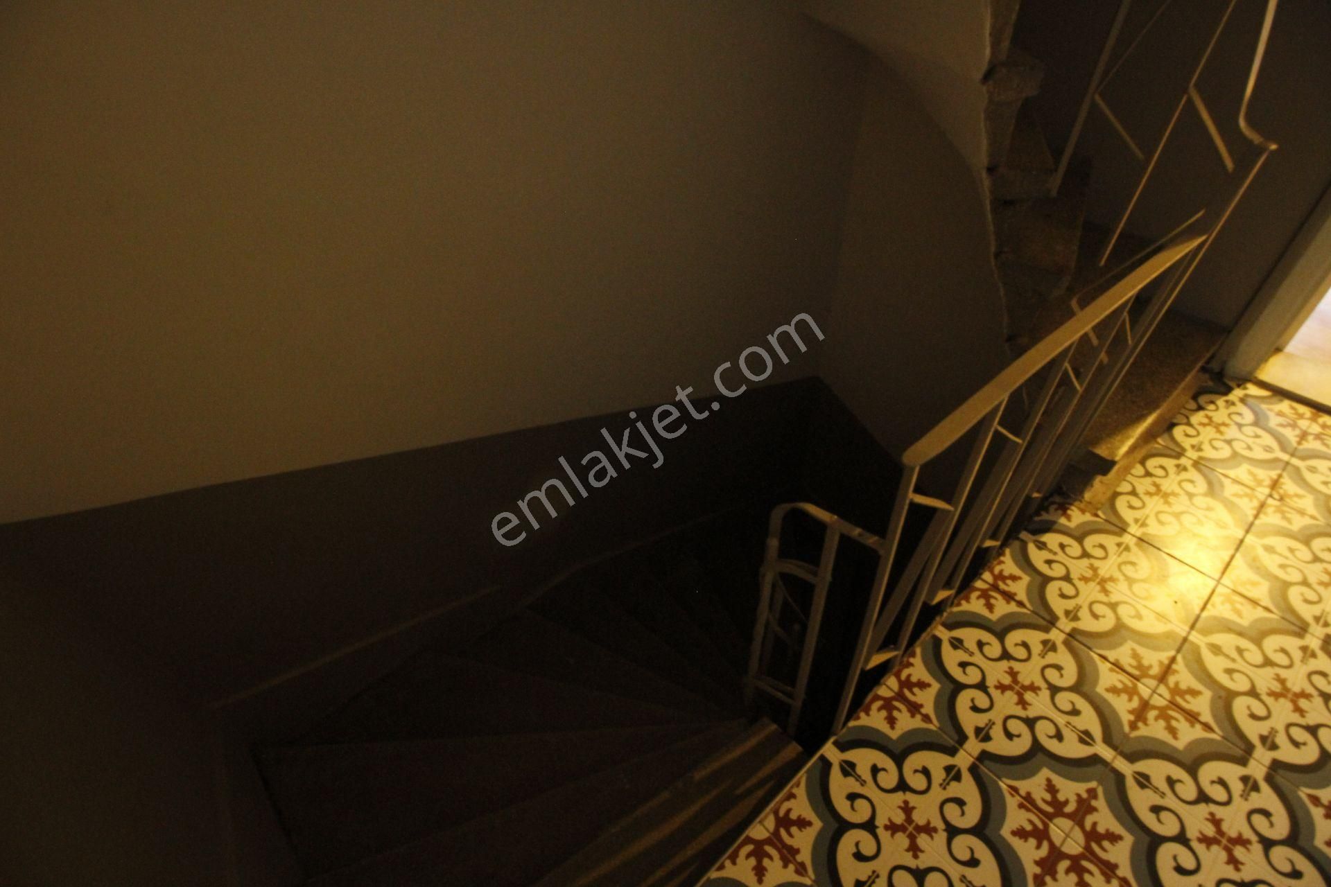 Şişli Ergenekon'da Tarihi Eser Niteliğinde 5 Katlı Bina - Görsel 8