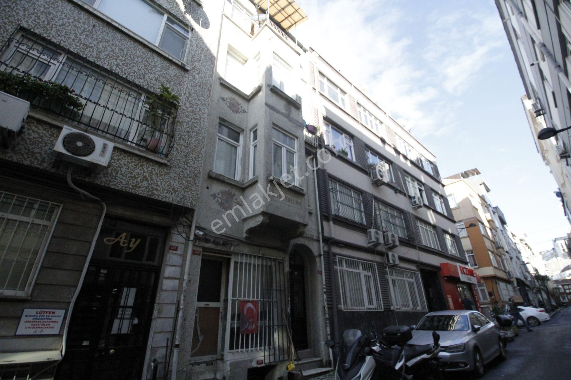 Şişli Ergenekon'da Tarihi Eser Niteliğinde 5 Katlı Bina - Görsel 5